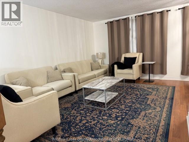 816 Dawson Road, Windsor, Ontario  N8Y 4A2 - Photo 3 - 26009417