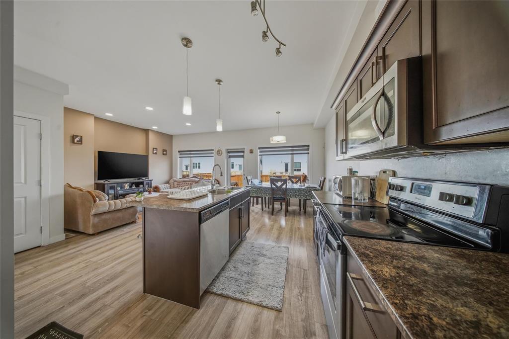 335 Old Commonwealth Path, Winnipeg, Manitoba  R2P 2X7 - Photo 11 - 202608577