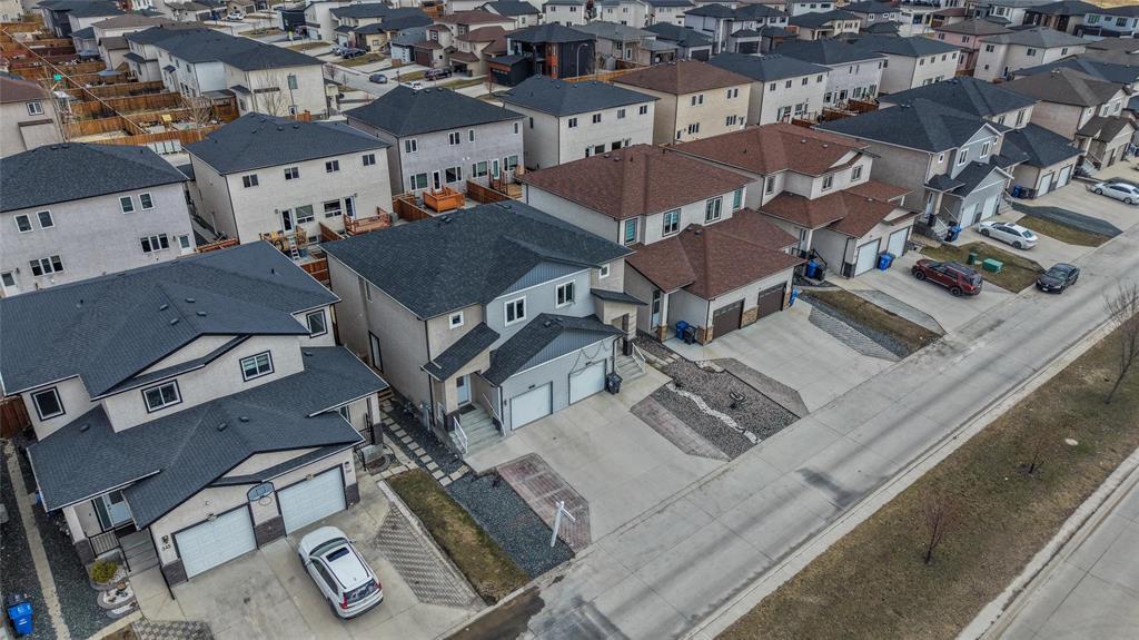 335 Old Commonwealth Path, Winnipeg, Manitoba  R2P 2X7 - Photo 33 - 202608577