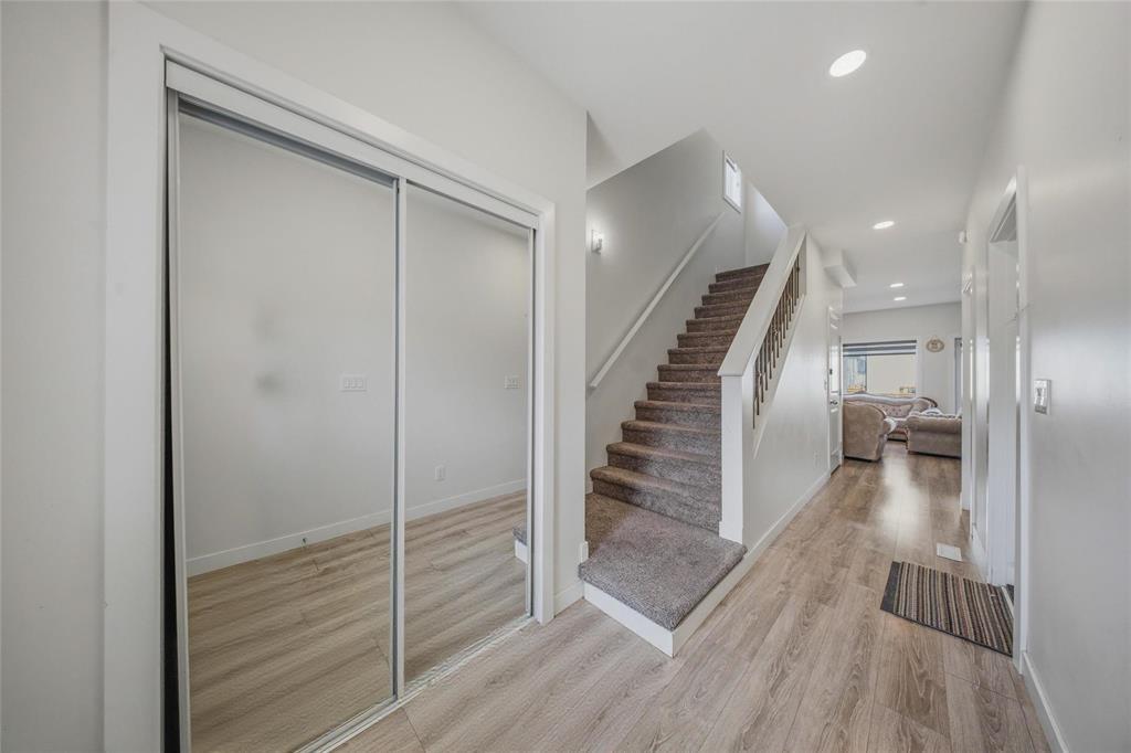 335 Old Commonwealth Path, Winnipeg, Manitoba  R2P 2X7 - Photo 5 - 202608577