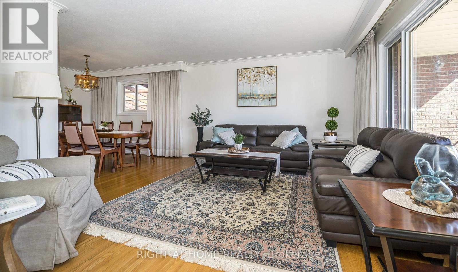 8 Mira Road, Markham (Thornhill), Ontario  L3T 2H6 - Photo 13 - N13053098