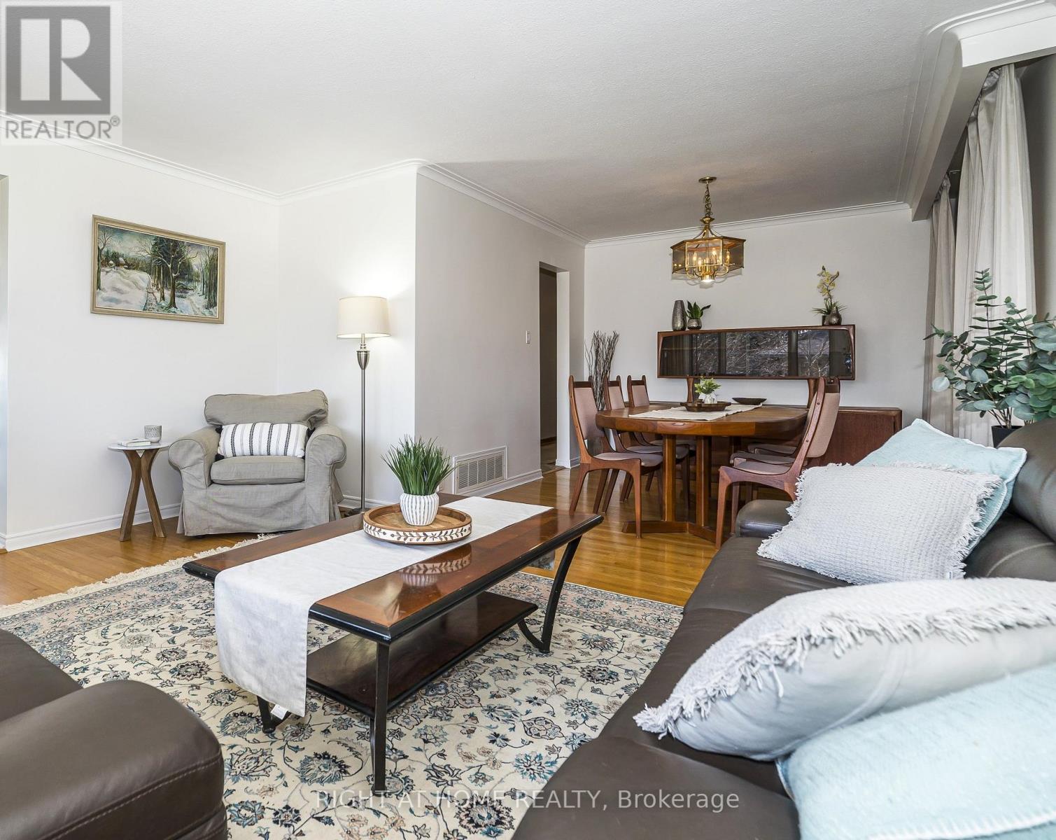 8 Mira Road, Markham (Thornhill), Ontario  L3T 2H6 - Photo 14 - N13053098