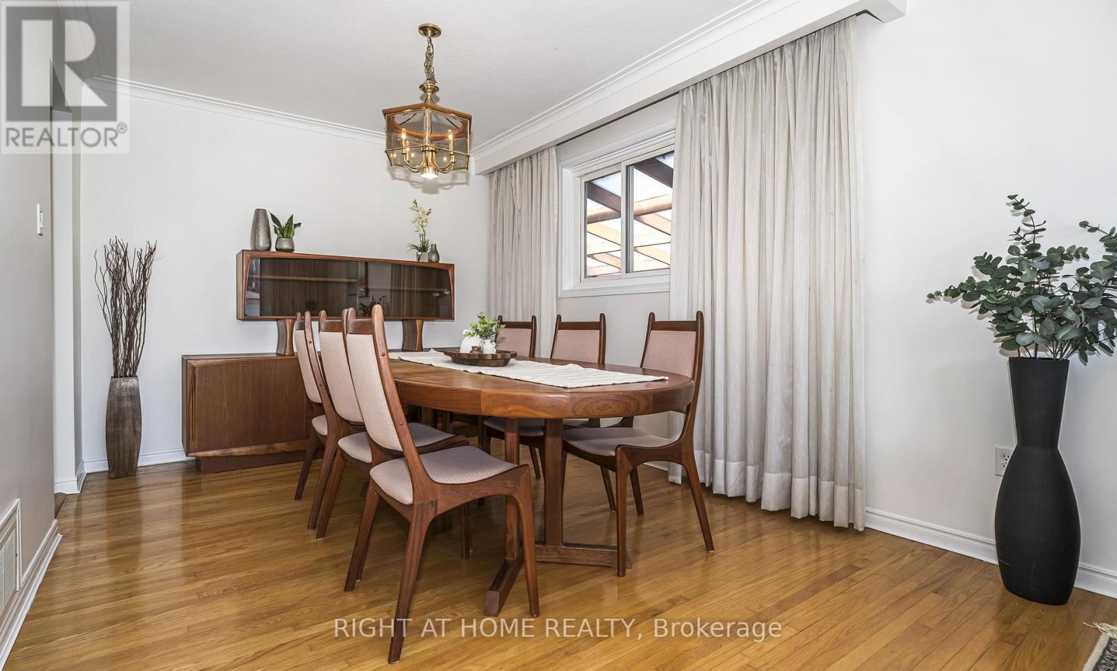 8 Mira Road, Markham (Thornhill), Ontario  L3T 2H6 - Photo 15 - N13053098