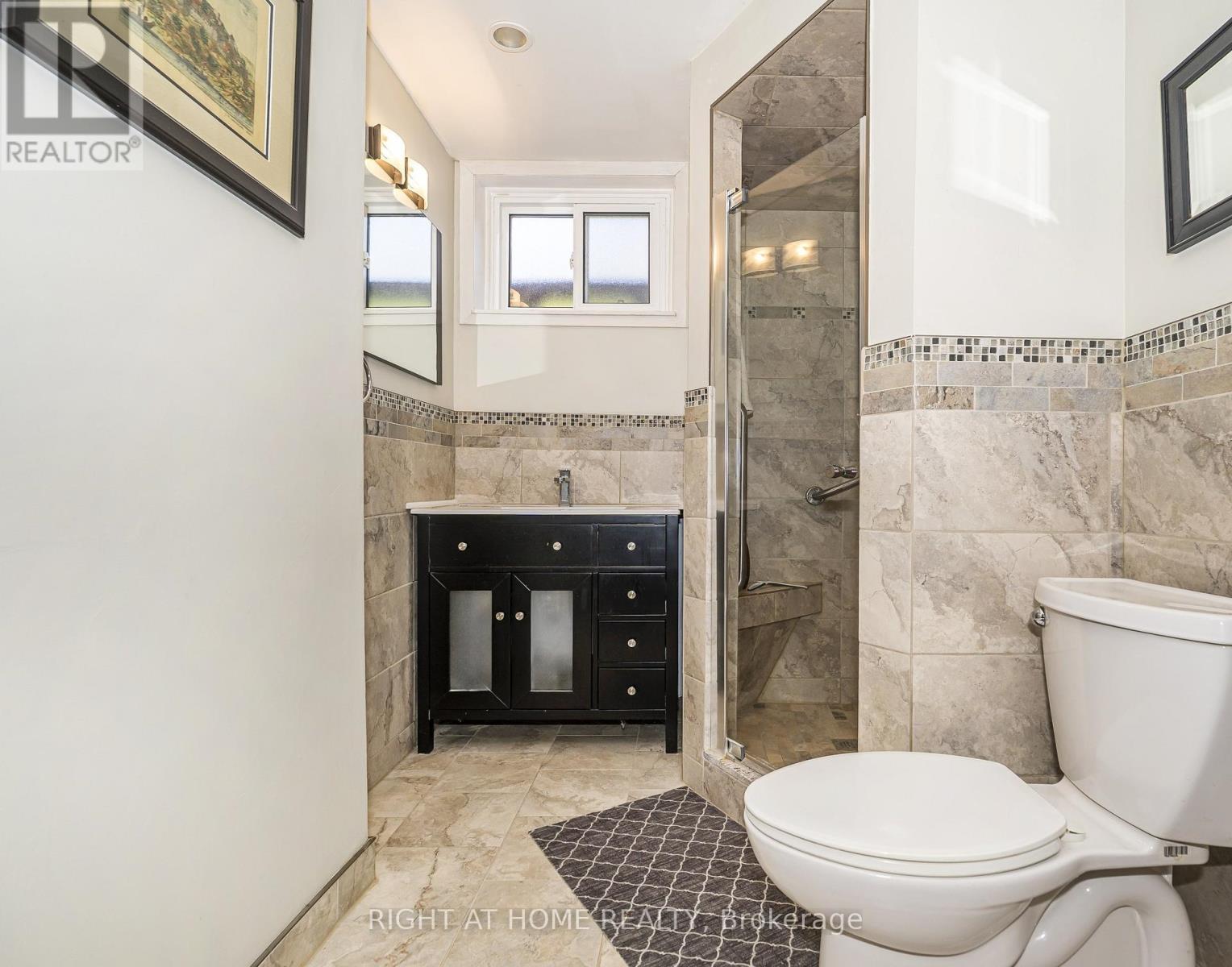 8 Mira Road, Markham (Thornhill), Ontario  L3T 2H6 - Photo 36 - N13053098