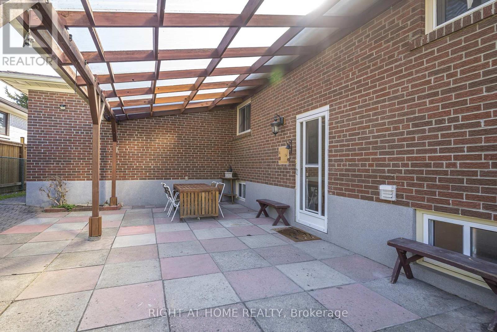 8 Mira Road, Markham (Thornhill), Ontario  L3T 2H6 - Photo 39 - N13053098