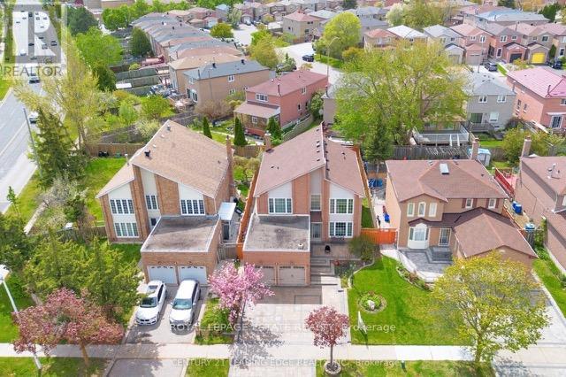 4 TOWNLEY AVENUE, Markham, Ontario