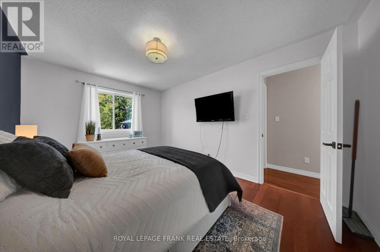 78 Cecil Found Crescent, Clarington, Ontario  L1E 2W1 - Photo 13 - E13052054