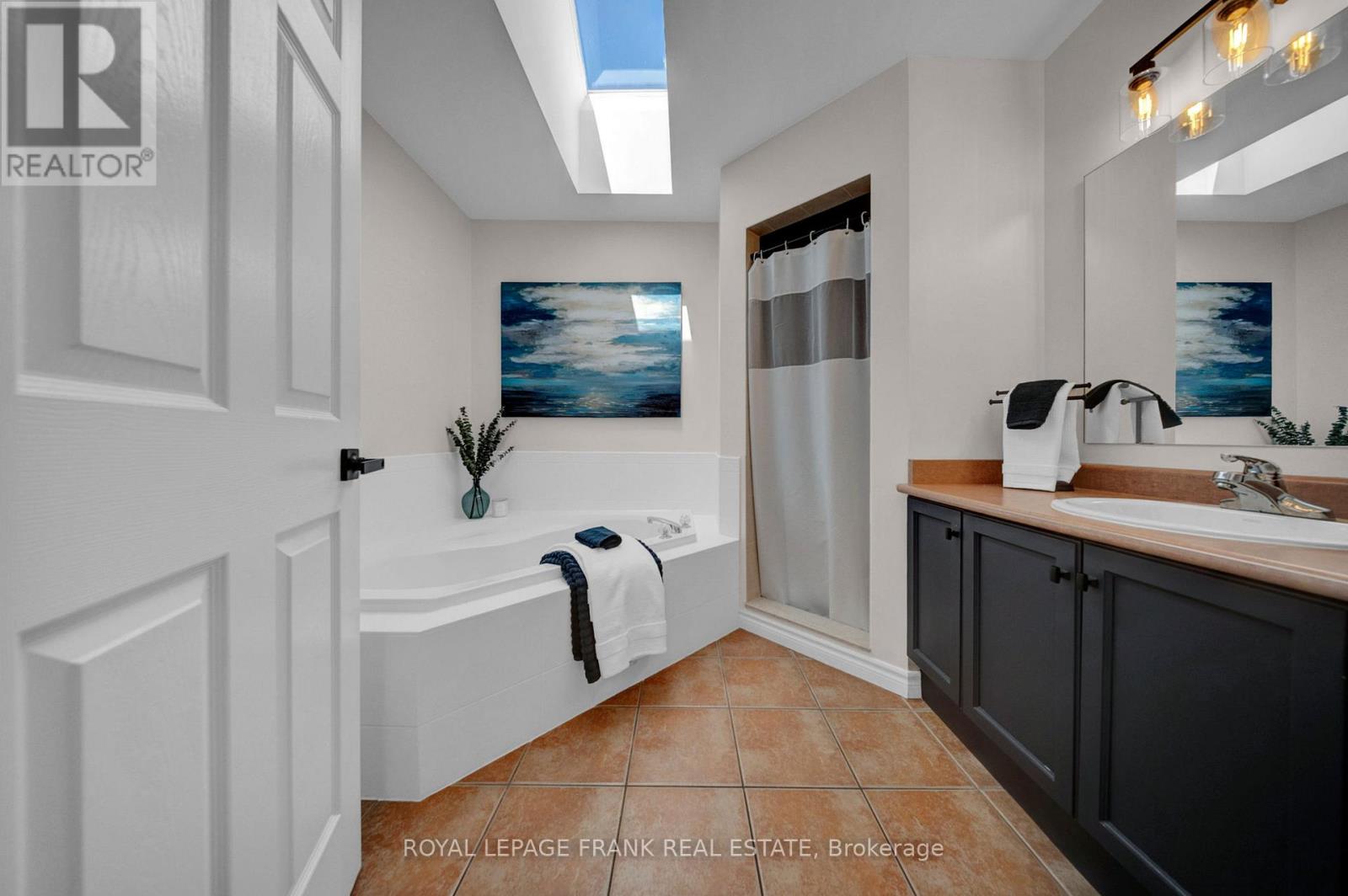 78 Cecil Found Crescent, Clarington, Ontario  L1E 2W1 - Photo 15 - E13052054