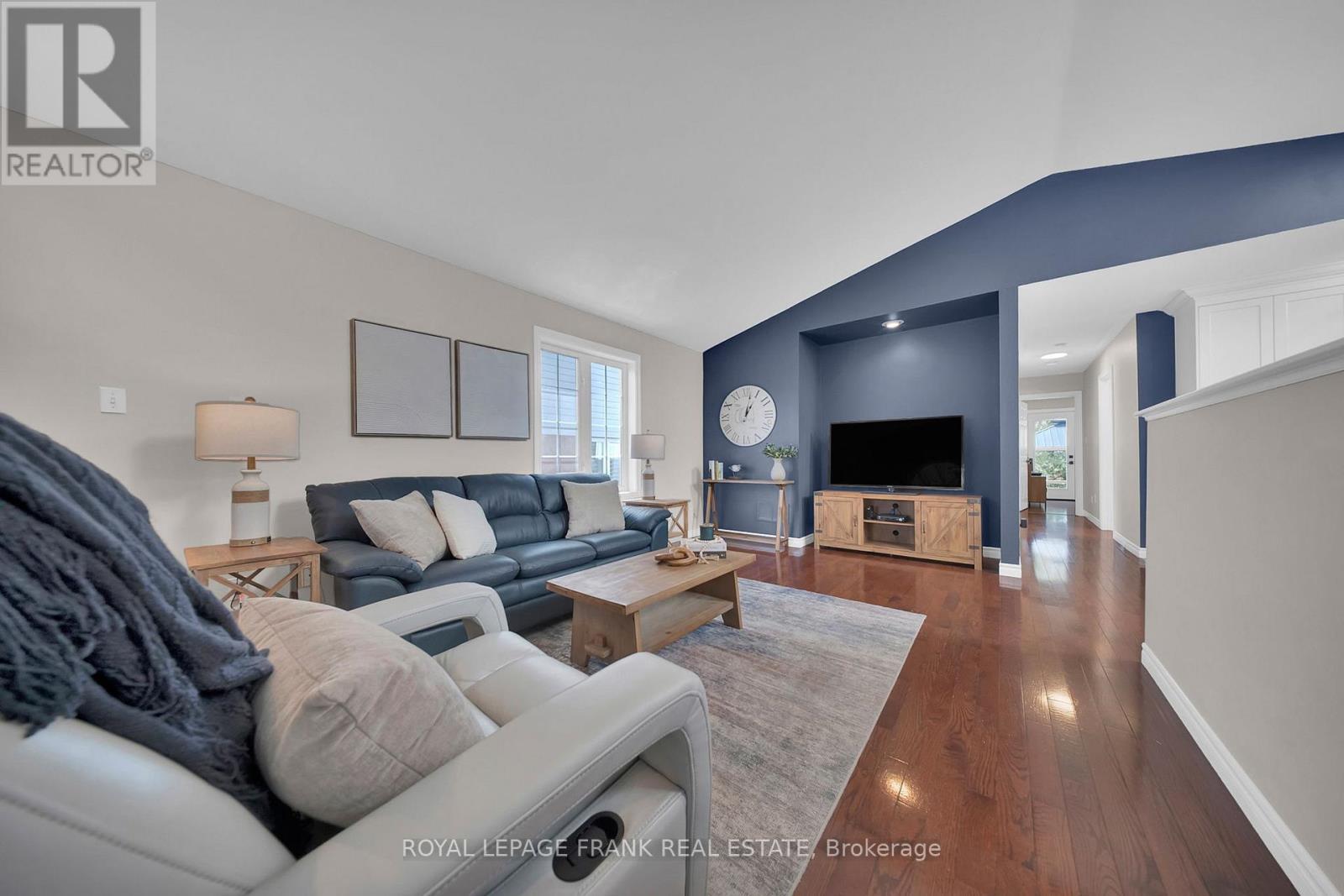 78 Cecil Found Crescent, Clarington, Ontario  L1E 2W1 - Photo 5 - E13052054