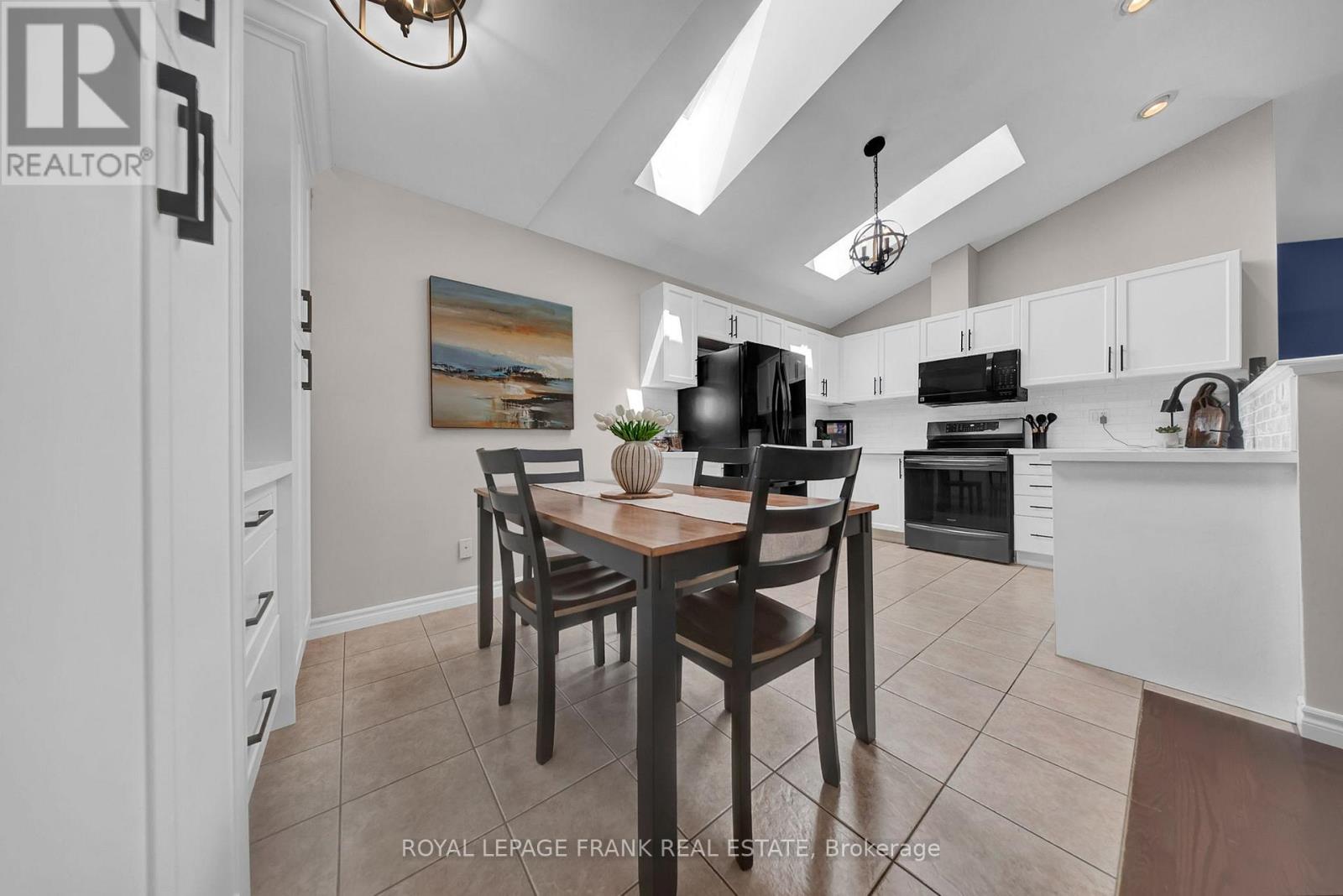 78 Cecil Found Crescent, Clarington, Ontario  L1E 2W1 - Photo 8 - E13052054