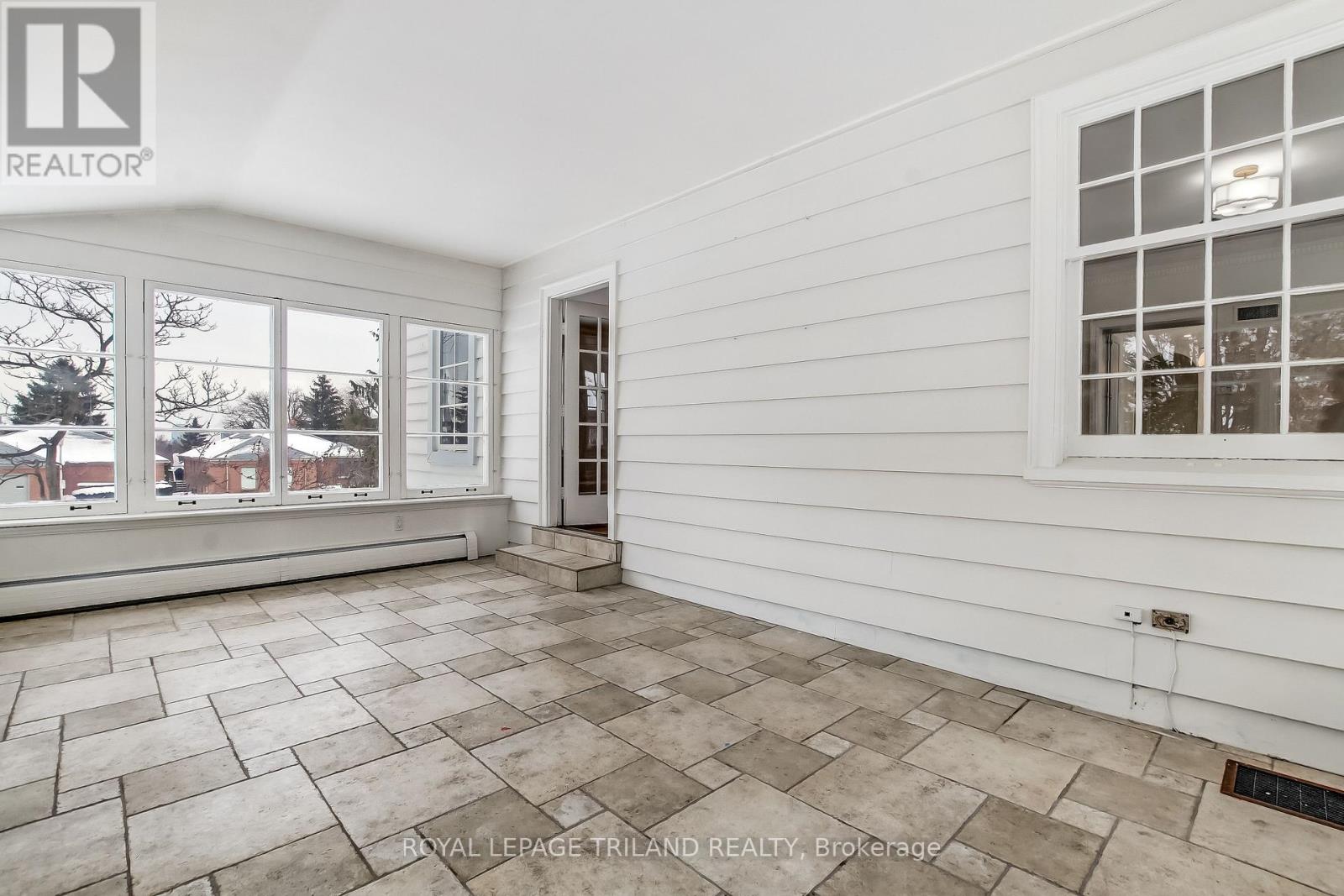 1965 Highland Heights, London South, Ontario  N6C 6C4 - Photo 22 - X12670878