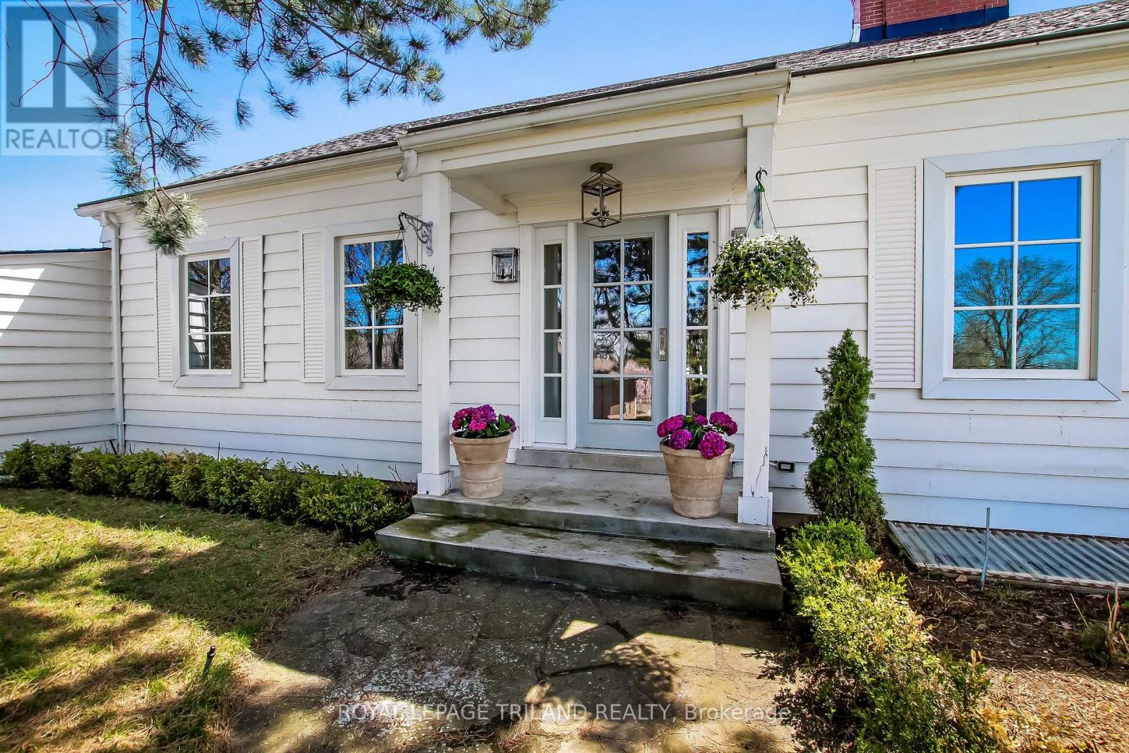 1965 Highland Heights, London South, Ontario  N6C 6C4 - Photo 4 - X12670878