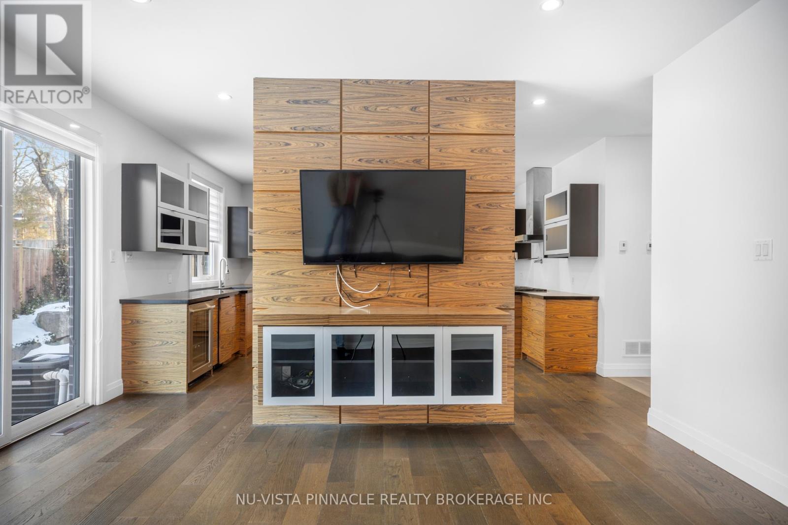 16 - 433 Hyde Park Road, London North, Ontario  N6H 3R9 - Photo 4 - X12833638