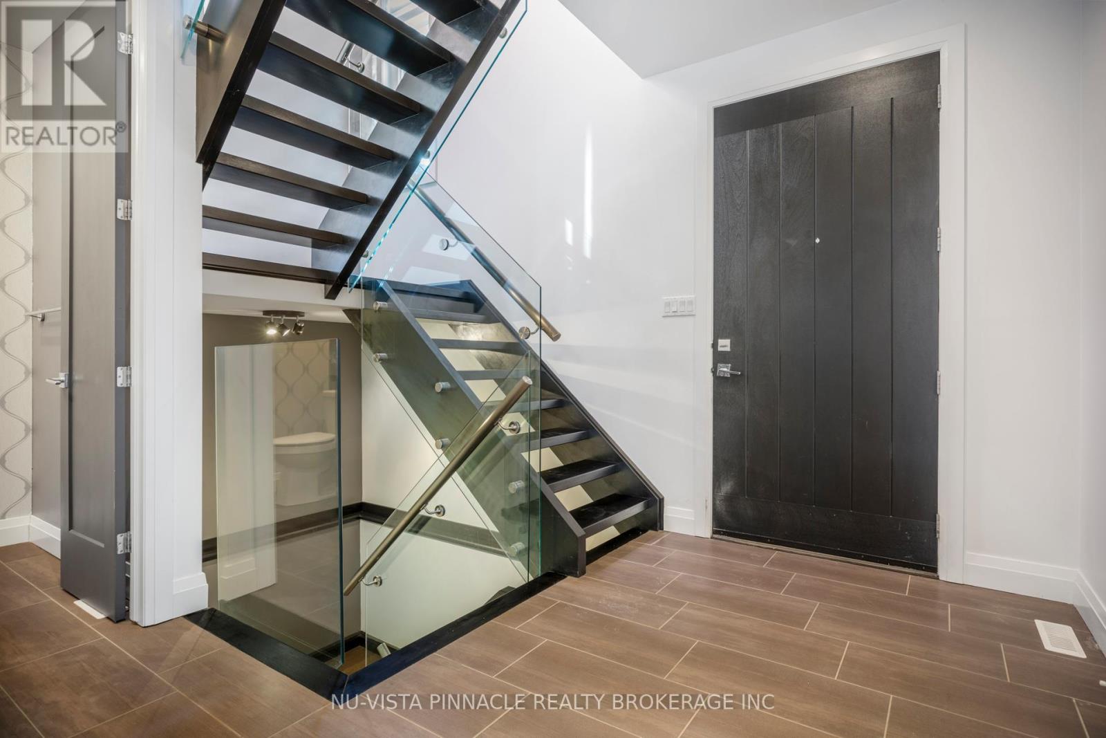 16 - 433 Hyde Park Road, London North, Ontario  N6H 3R9 - Photo 5 - X12833638