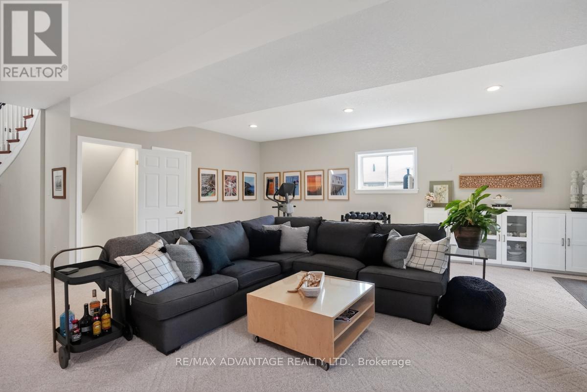 663 Thornwood Drive, London North, Ontario  N6H 5S6 - Photo 32 - X13053122