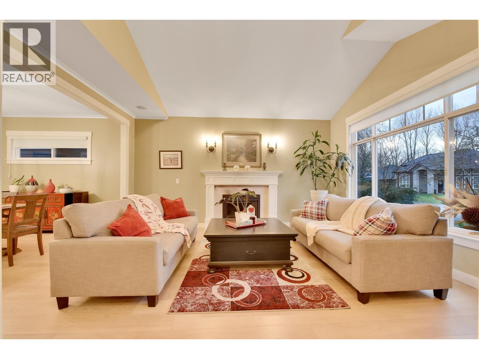 5268 Glen Abbey Place, Delta, British Columbia  V4M 4H1 - Photo 2 - R3116180