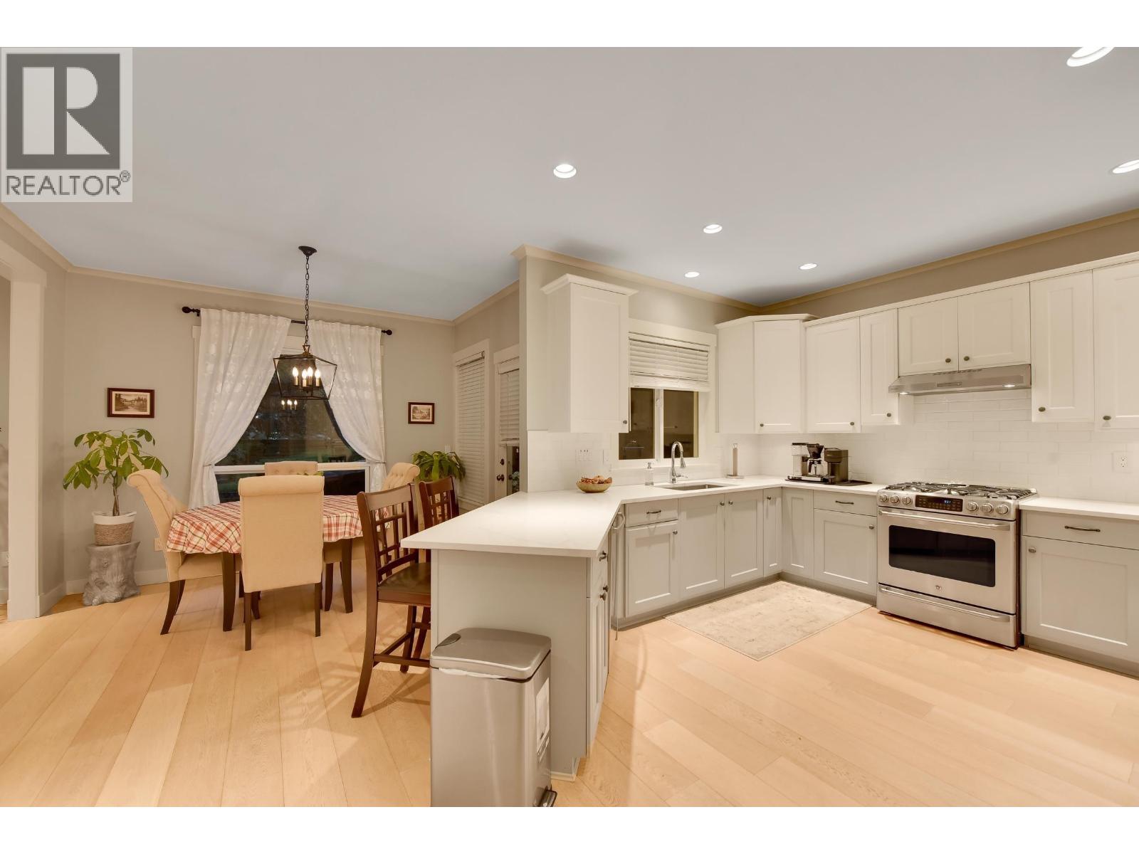 5268 Glen Abbey Place, Delta, British Columbia  V4M 4H1 - Photo 12 - R3116180