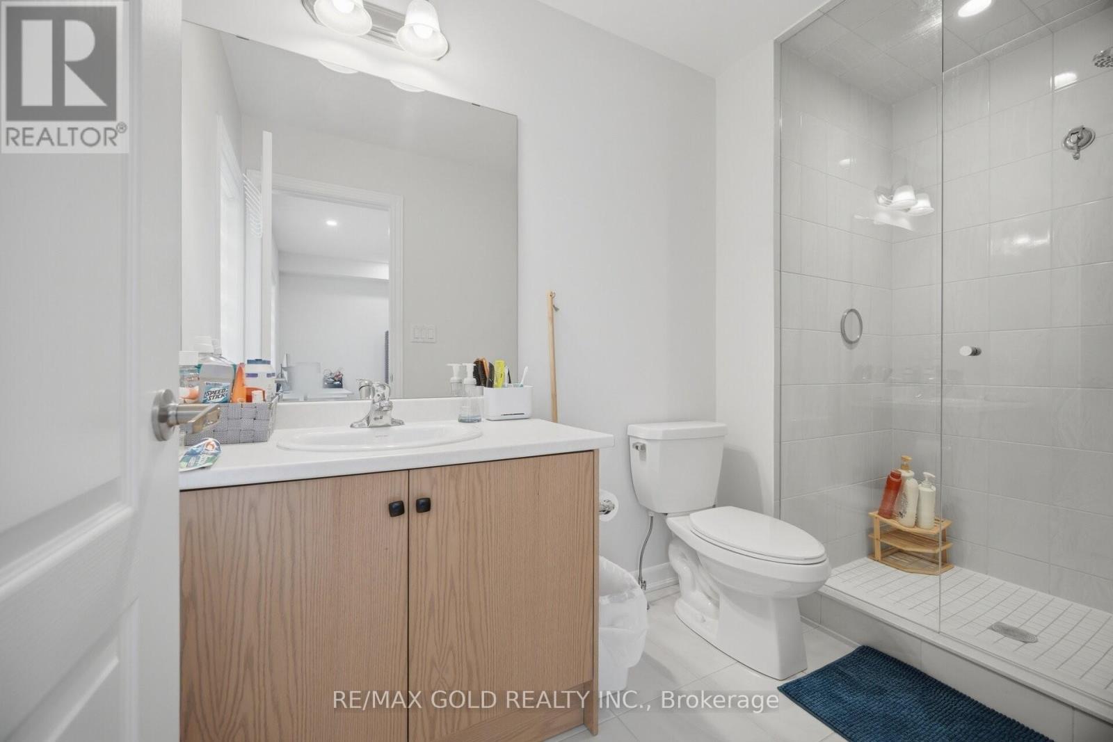 13 Lavinia Road, Brampton, Ontario  L6P 4N7 - Photo 13 - W13053126