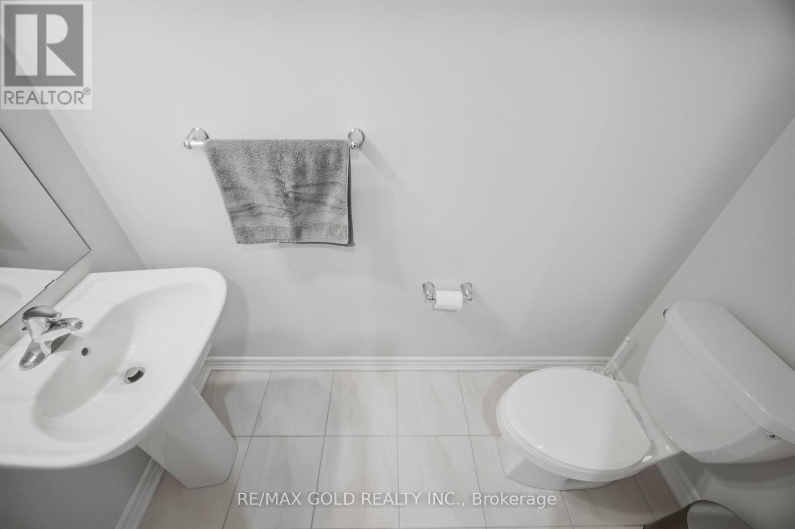 13 Lavinia Road, Brampton, Ontario  L6P 4N7 - Photo 17 - W13053126