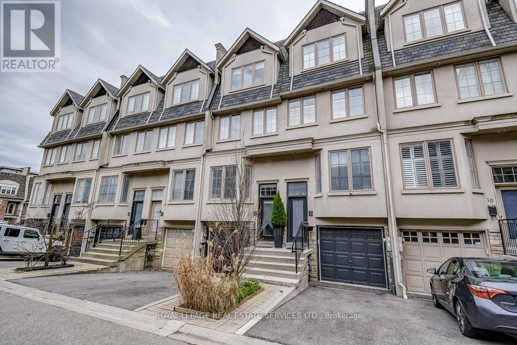 20 - 96 Nelson Street, Oakville, Ontario  L6L 3H8 - Photo 2 - W13053144