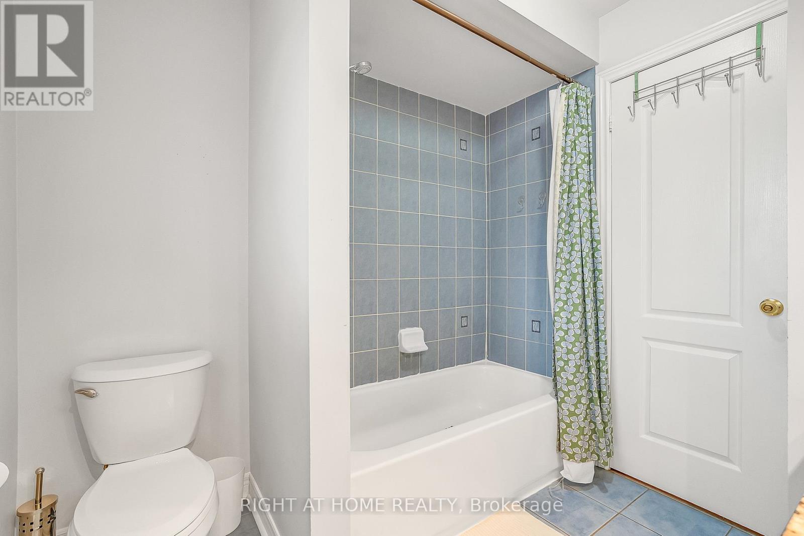 11 Tobermory Crescent, Brampton, Ontario  L6V 4T6 - Photo 30 - W13053172