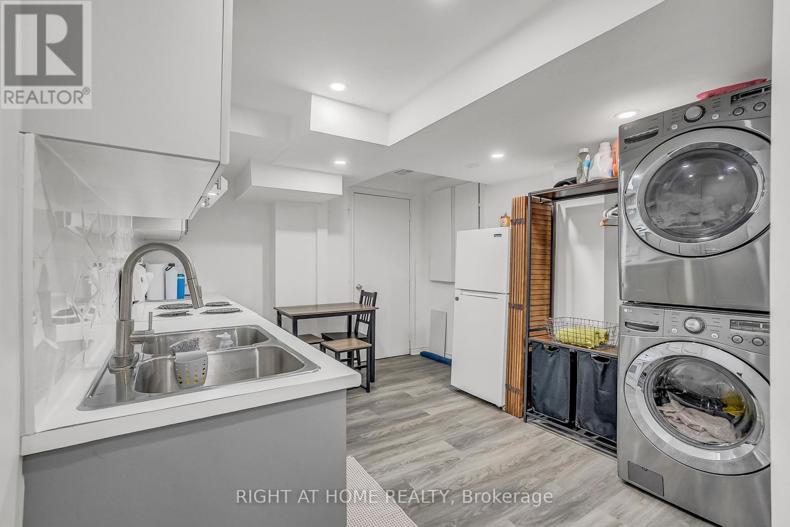 11 Tobermory Crescent, Brampton, Ontario  L6V 4T6 - Photo 35 - W13053172