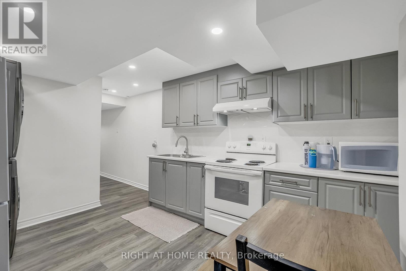 11 Tobermory Crescent, Brampton, Ontario  L6V 4T6 - Photo 36 - W13053172