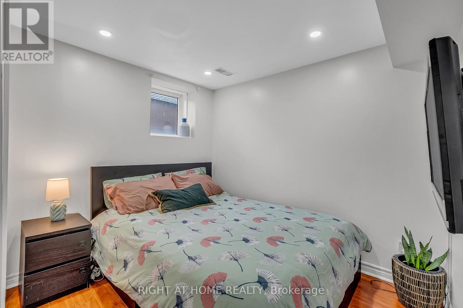 11 Tobermory Crescent, Brampton, Ontario  L6V 4T6 - Photo 38 - W13053172