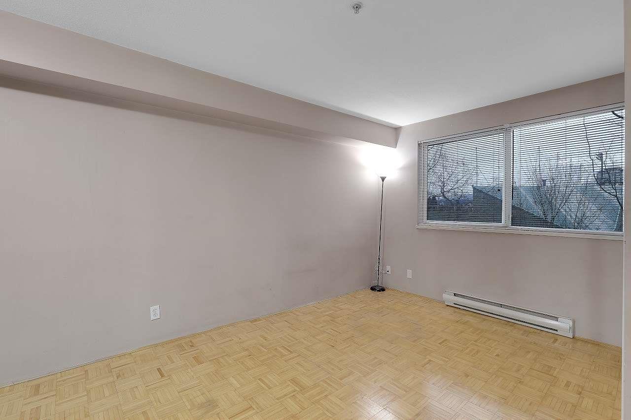 308 10533 University Drive, Surrey, British Columbia  V3T 5T7 - Photo 3 - R3116167