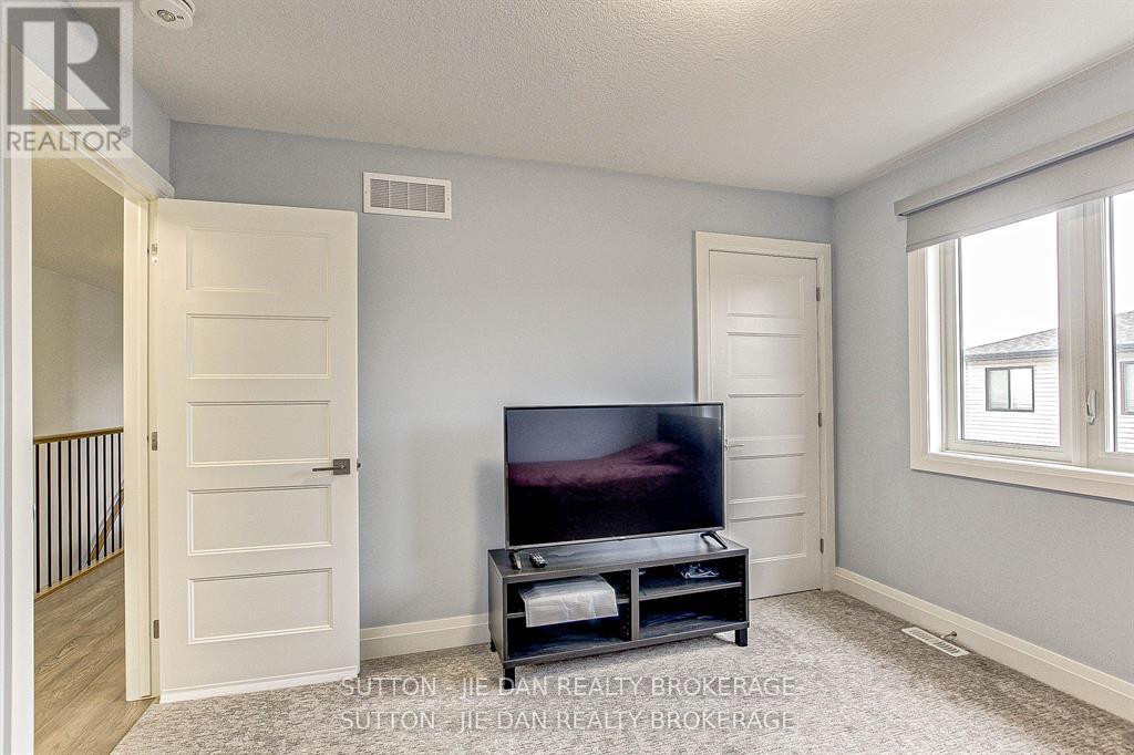 98 Locky Lane, Middlesex Centre, Ontario  N0L 1R0 - Photo 15 - X13053294