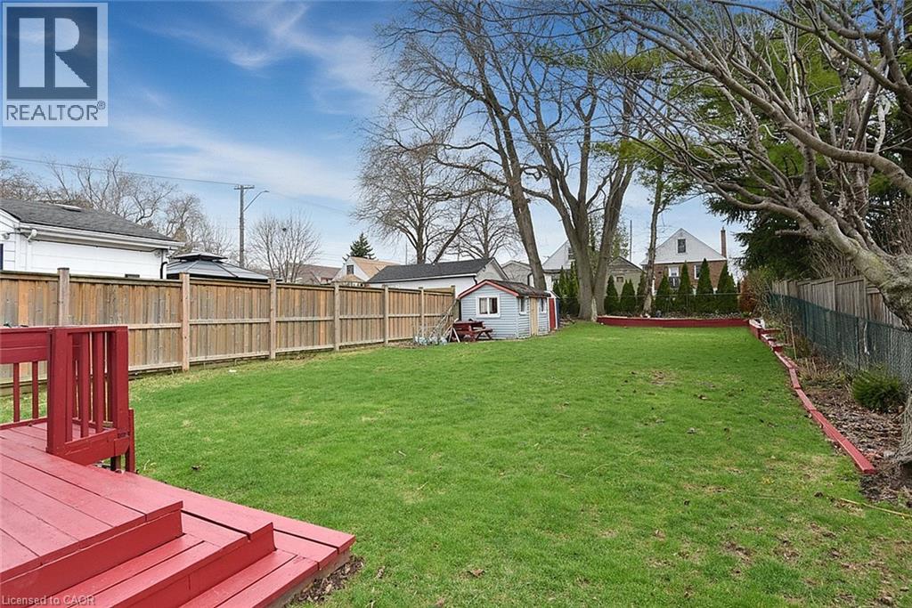 548 Upper Wentworth Street, Hamilton, Ontario  L9A 4T9 - Photo 18 - 40818472