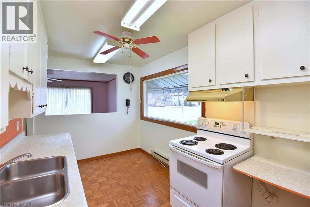 548 Upper Wentworth Street, Hamilton, Ontario  L9A 4T9 - Photo 12 - 40818472