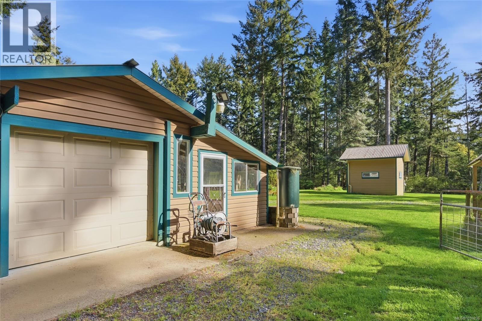 3215 Graham Rd, Ladysmith, British Columbia  V9G 1C9 - Photo 11 - 1033236