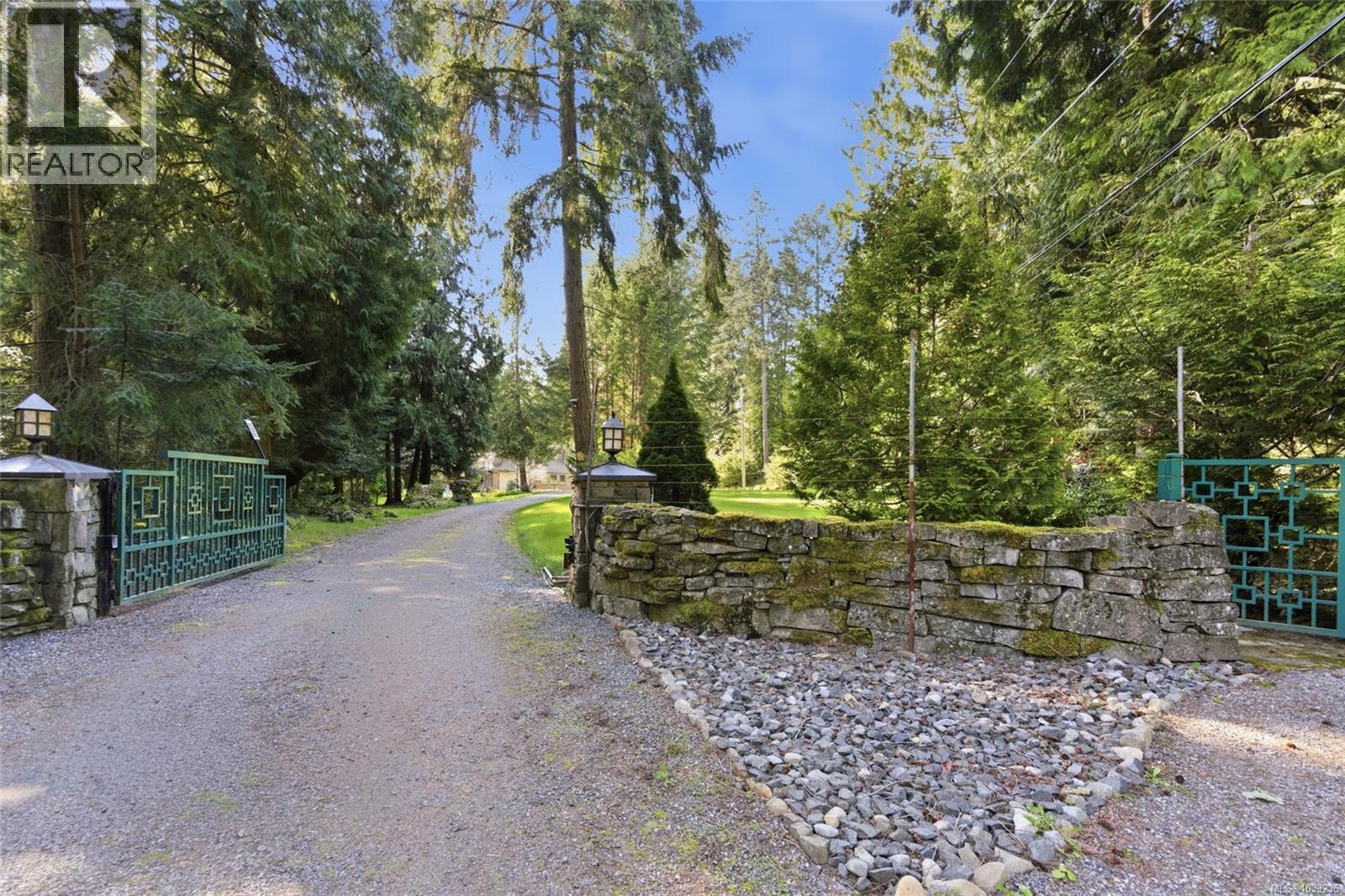 3215 Graham Rd, Ladysmith, British Columbia  V9G 1C9 - Photo 16 - 1033236