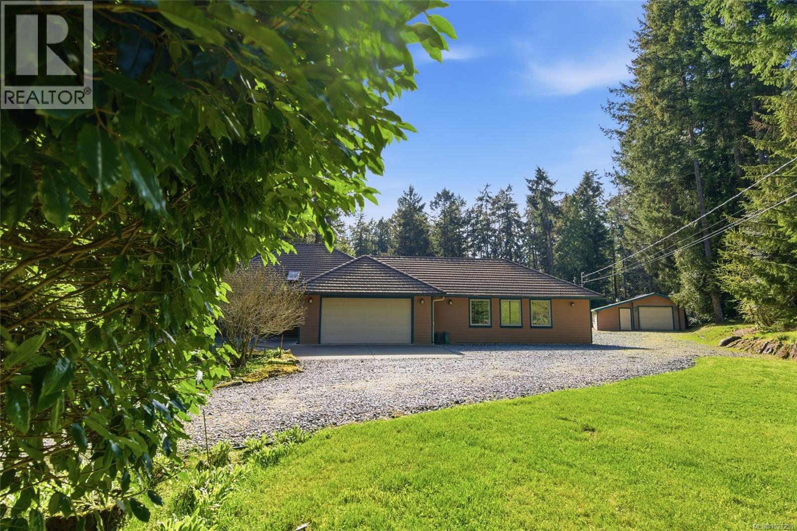 3215 Graham Rd, Ladysmith, British Columbia  V9G 1C9 - Photo 2 - 1033236