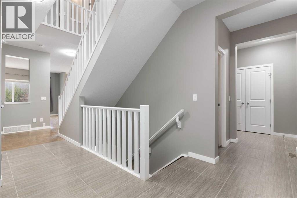 51 Sage Bank Court Nw, Calgary, Alberta  T3R 0K7 - Photo 2 - A2304291