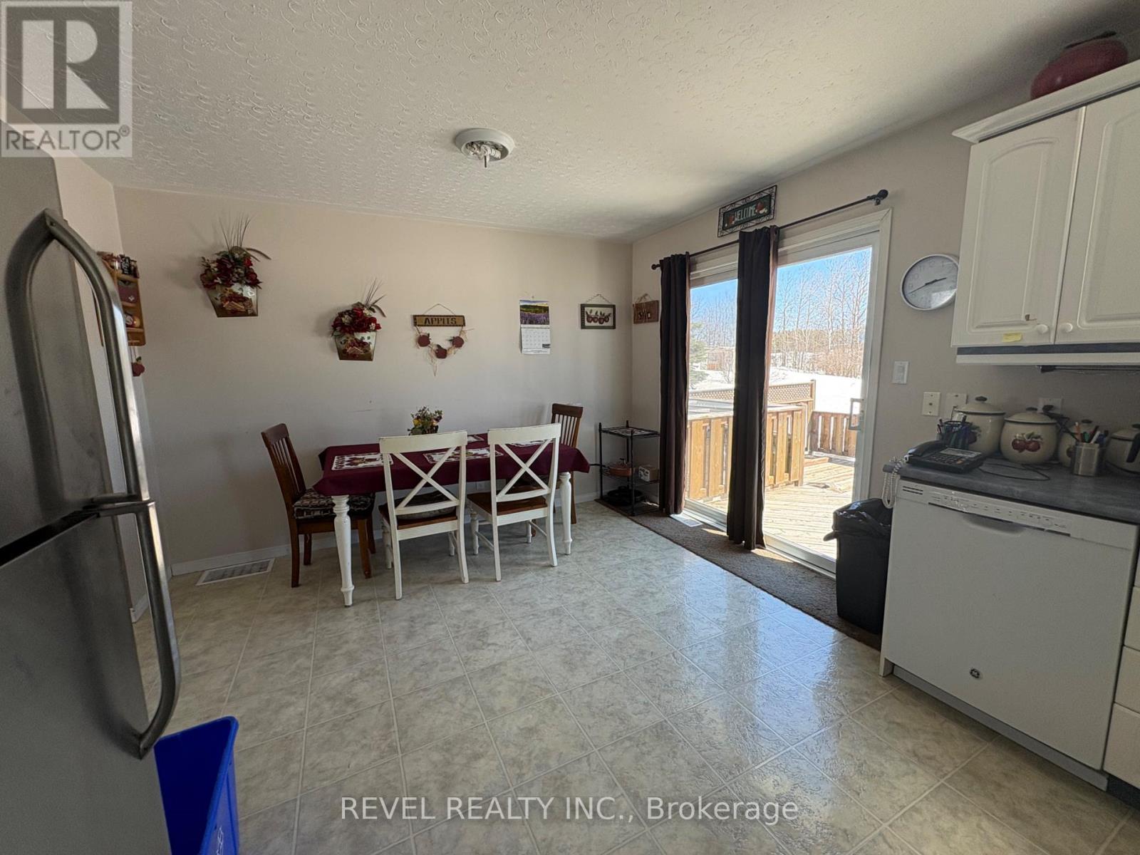 4 Cree Road, Cochrane, Ontario  P0L 1C0 - Photo 11 - T13053238