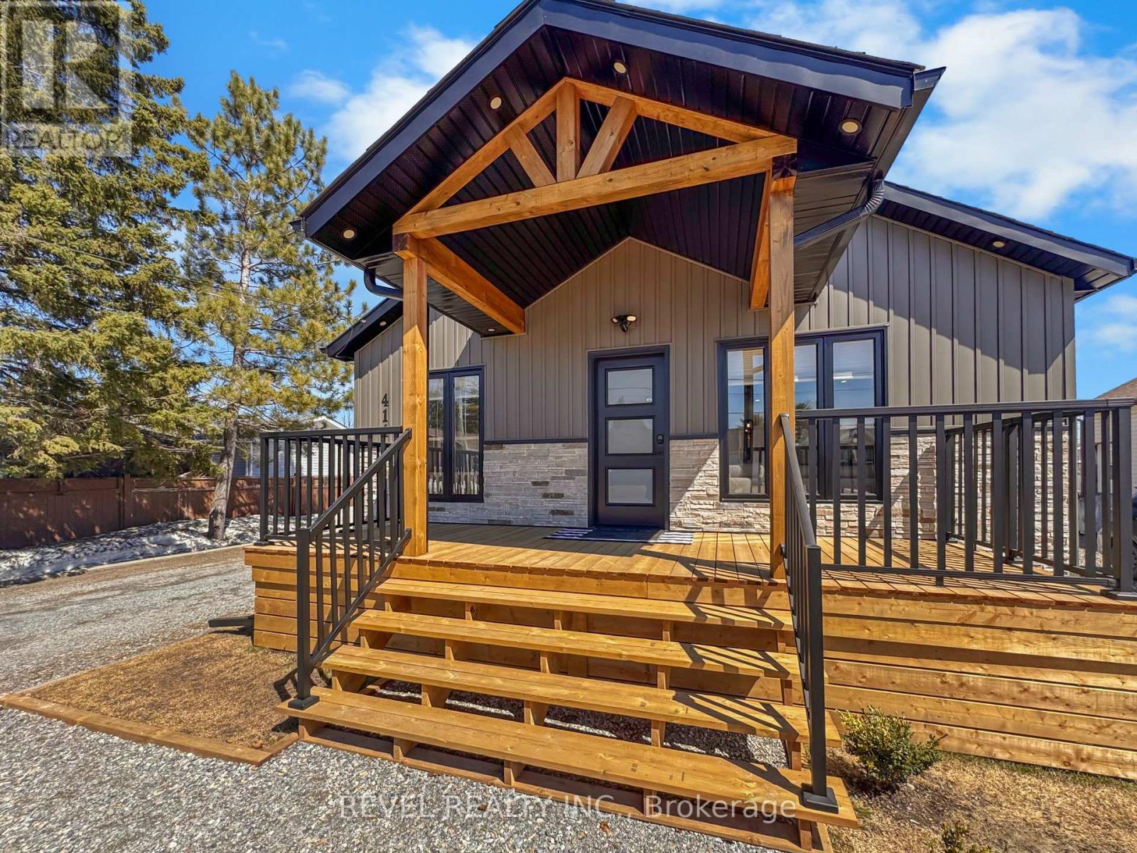 414 Center Street, Timmins, Ontario  P4N 7M4 - Photo 2 - T13053442