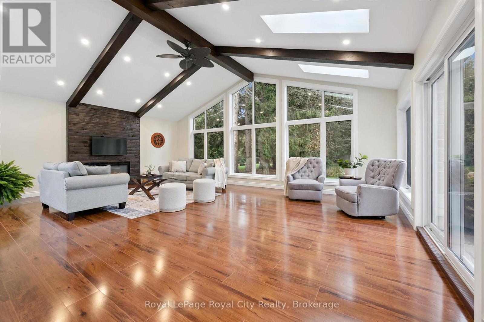 45 Sideroad 18, Centre Wellington, Ontario  N1M 2W3 - Photo 11 - X12846152