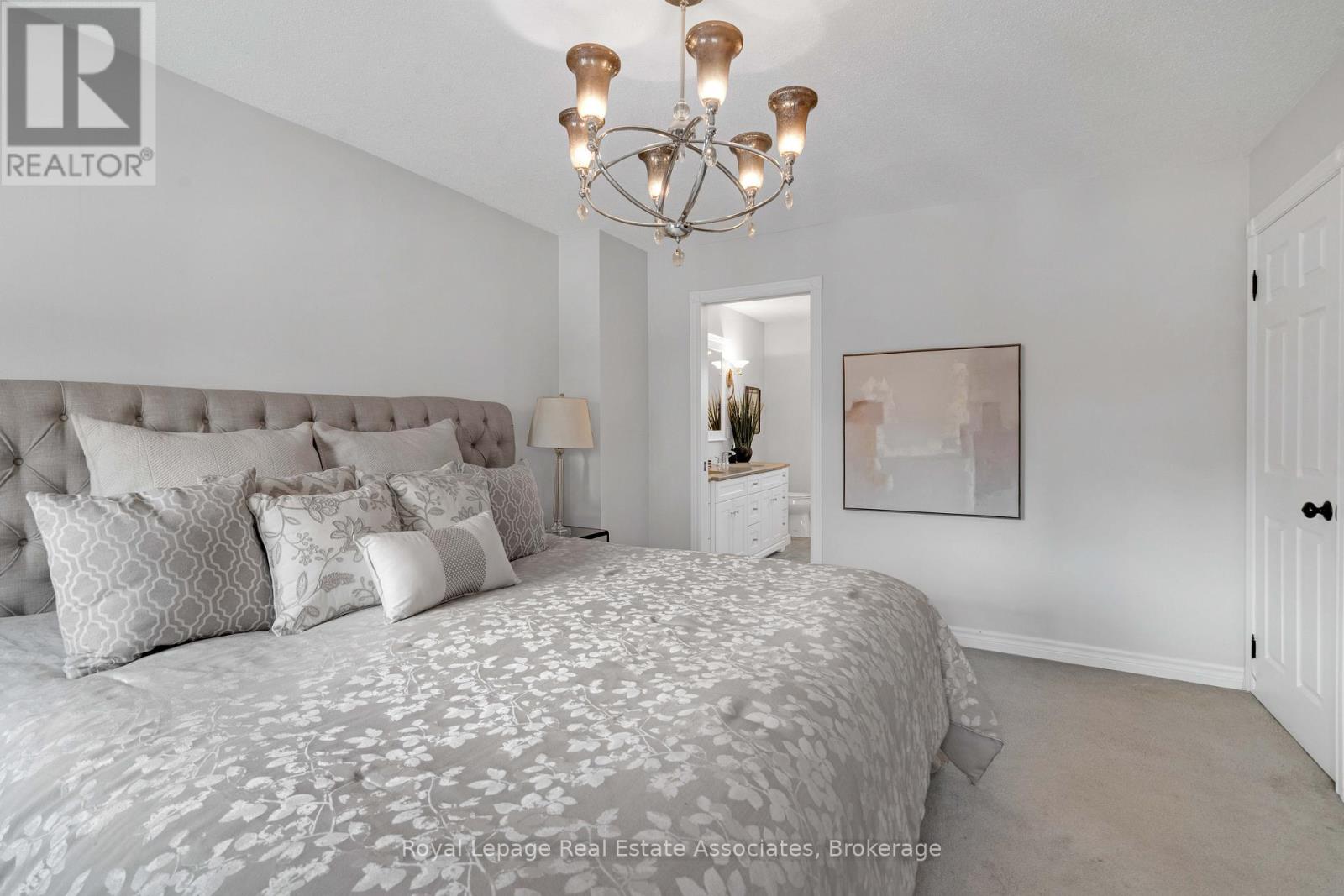 23 Handorf Drive, Cambridge, Ontario  N3C 3Y2 - Photo 18 - X13053142