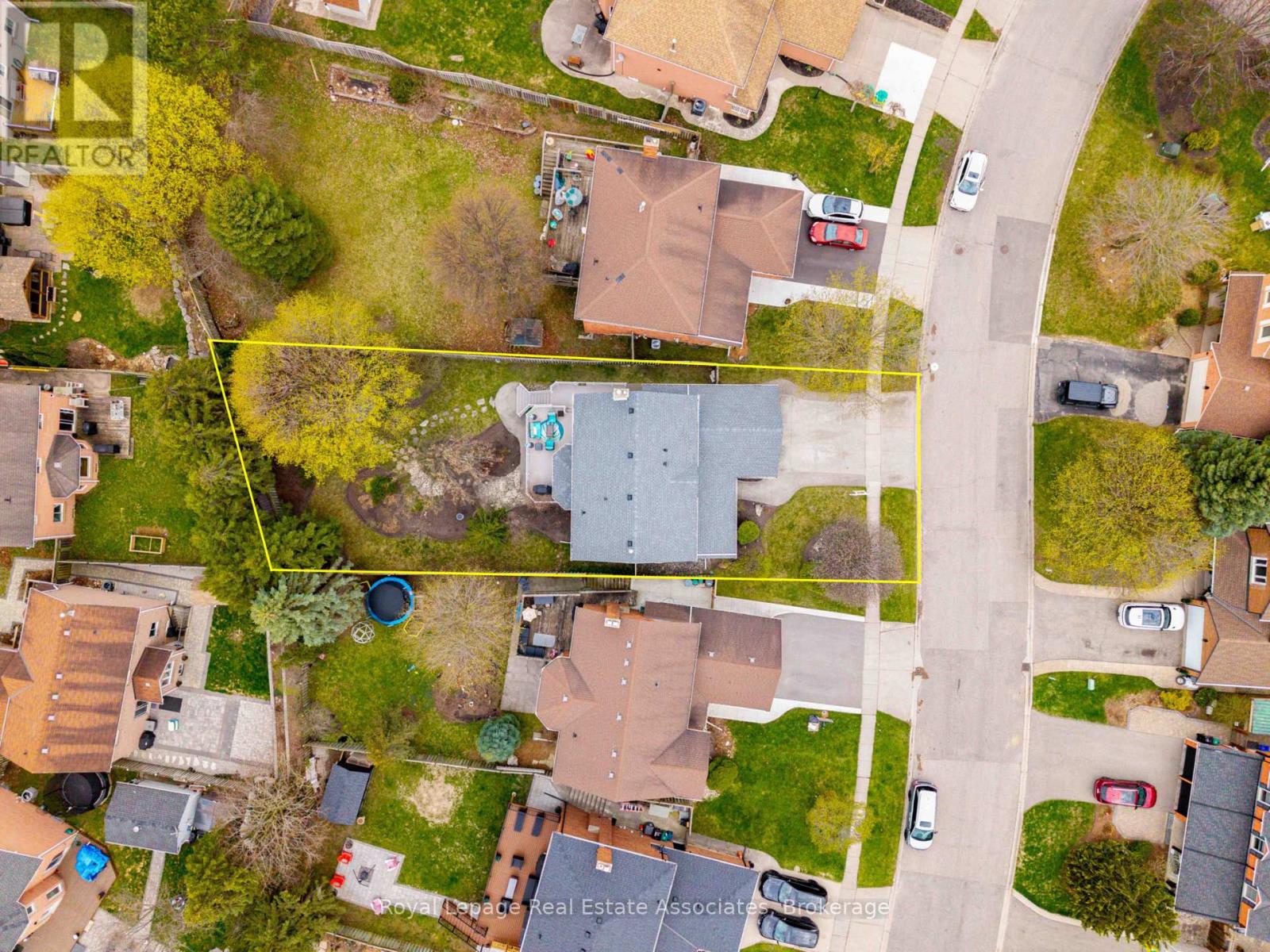 23 Handorf Drive, Cambridge, Ontario  N3C 3Y2 - Photo 47 - X13053142