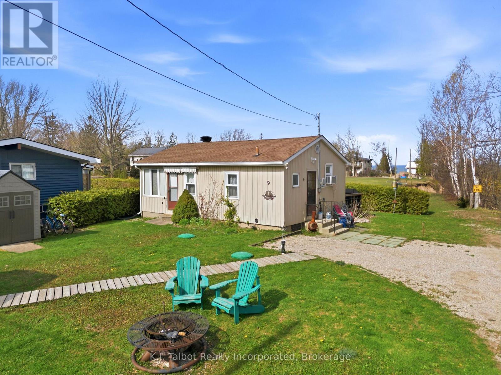 9 Ravine Park Road N, Central Huron, Ontario  N7A 3X8 - Photo 3 - X12883578