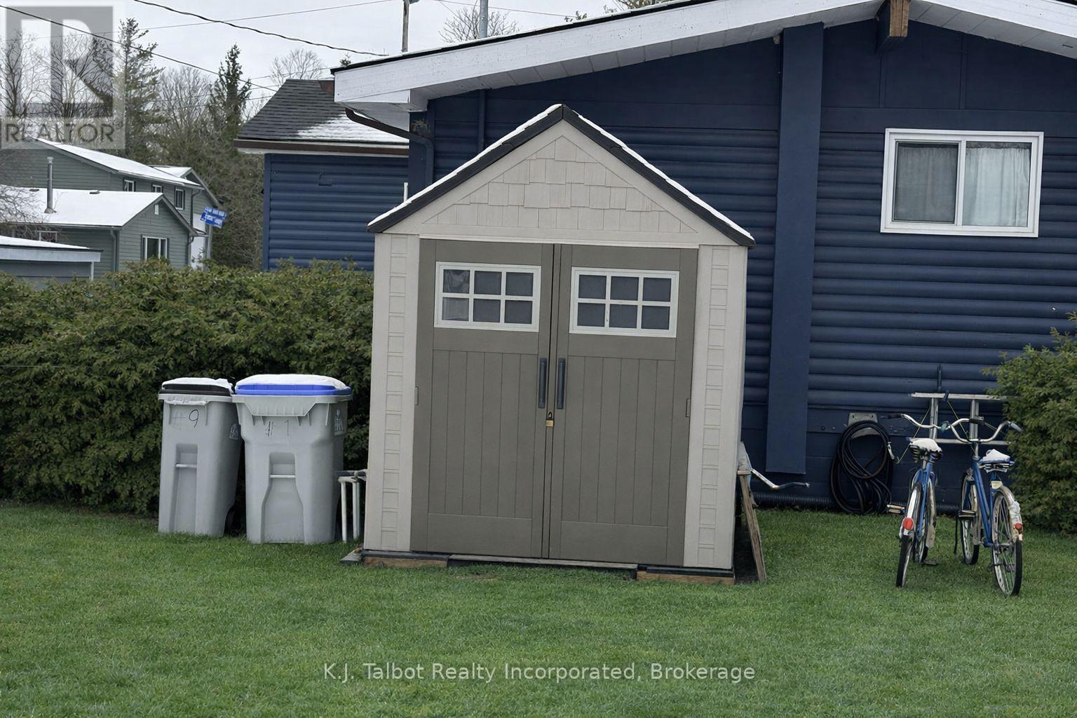 9 Ravine Park Road N, Central Huron, Ontario  N7A 3X8 - Photo 6 - X12883578