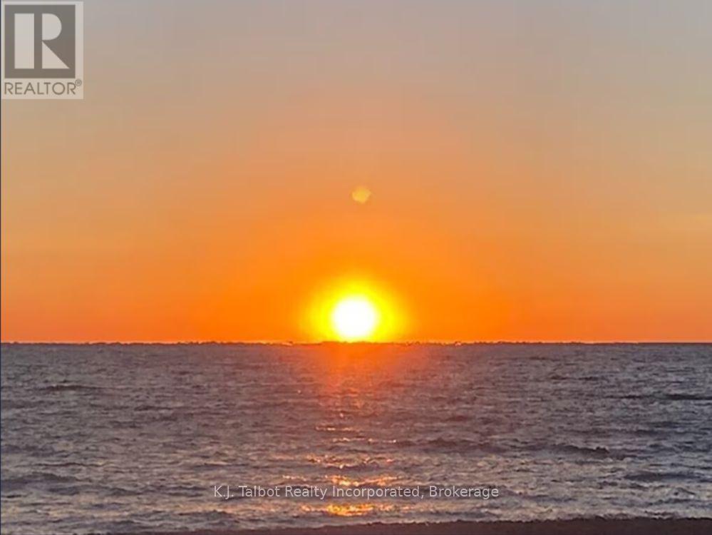 9 Ravine Park Road N, Central Huron, Ontario  N7A 3X8 - Photo 34 - X12883578