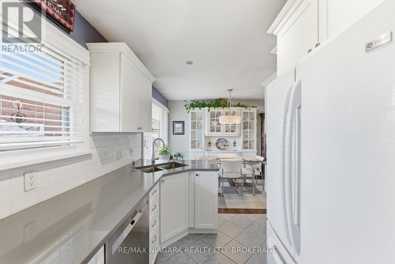 6596 Huggins Street, Niagara Falls, Ontario  L2J 1H4 - Photo 14 - X13053264