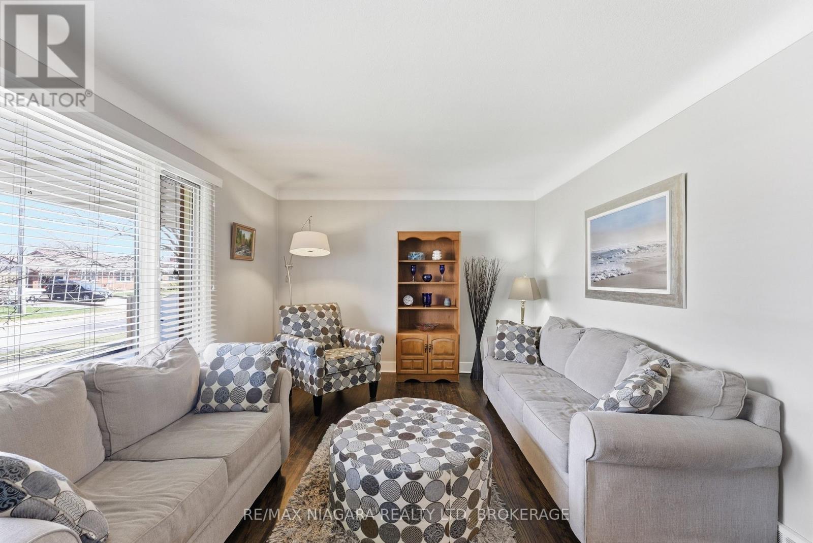 6596 Huggins Street, Niagara Falls, Ontario  L2J 1H4 - Photo 6 - X13053264