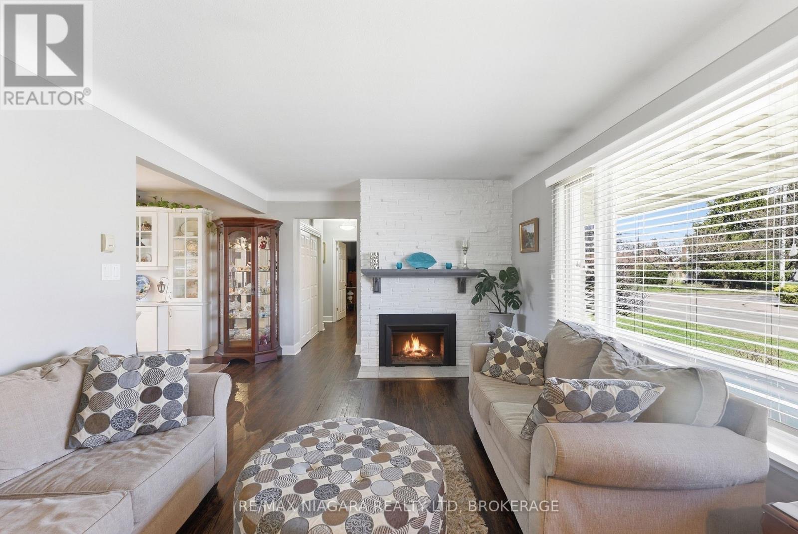 6596 Huggins Street, Niagara Falls, Ontario  L2J 1H4 - Photo 7 - X13053264