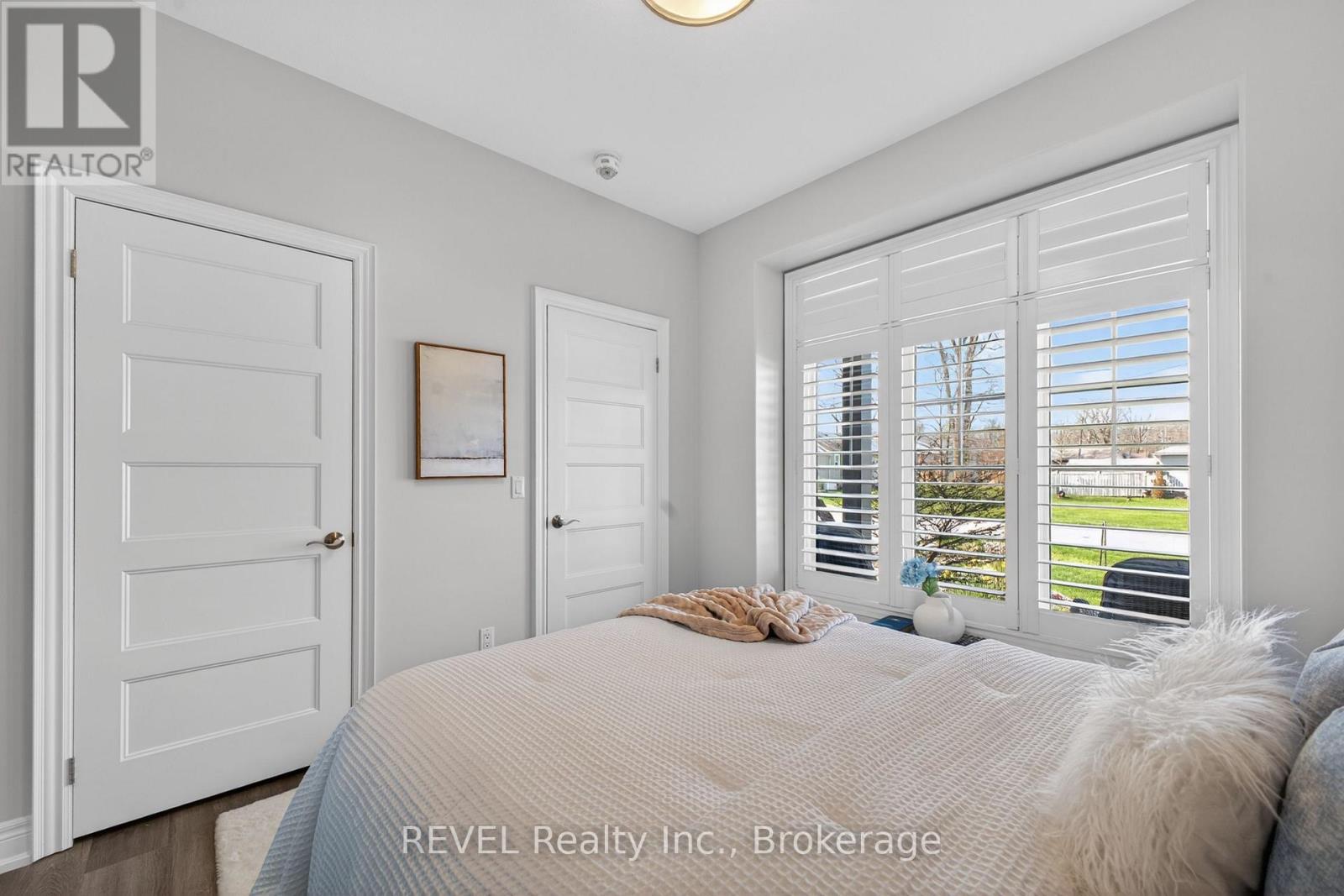 3139 Riselay Avenue, Fort Erie, Ontario  L0S 1N0 - Photo 11 - X13053322