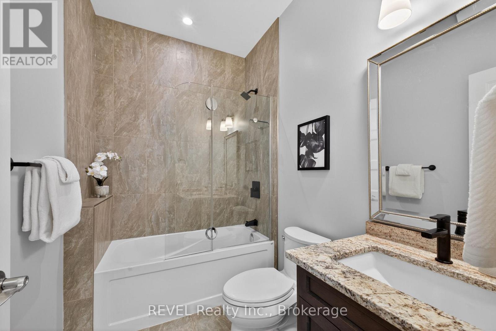 3139 Riselay Avenue, Fort Erie, Ontario  L0S 1N0 - Photo 12 - X13053322