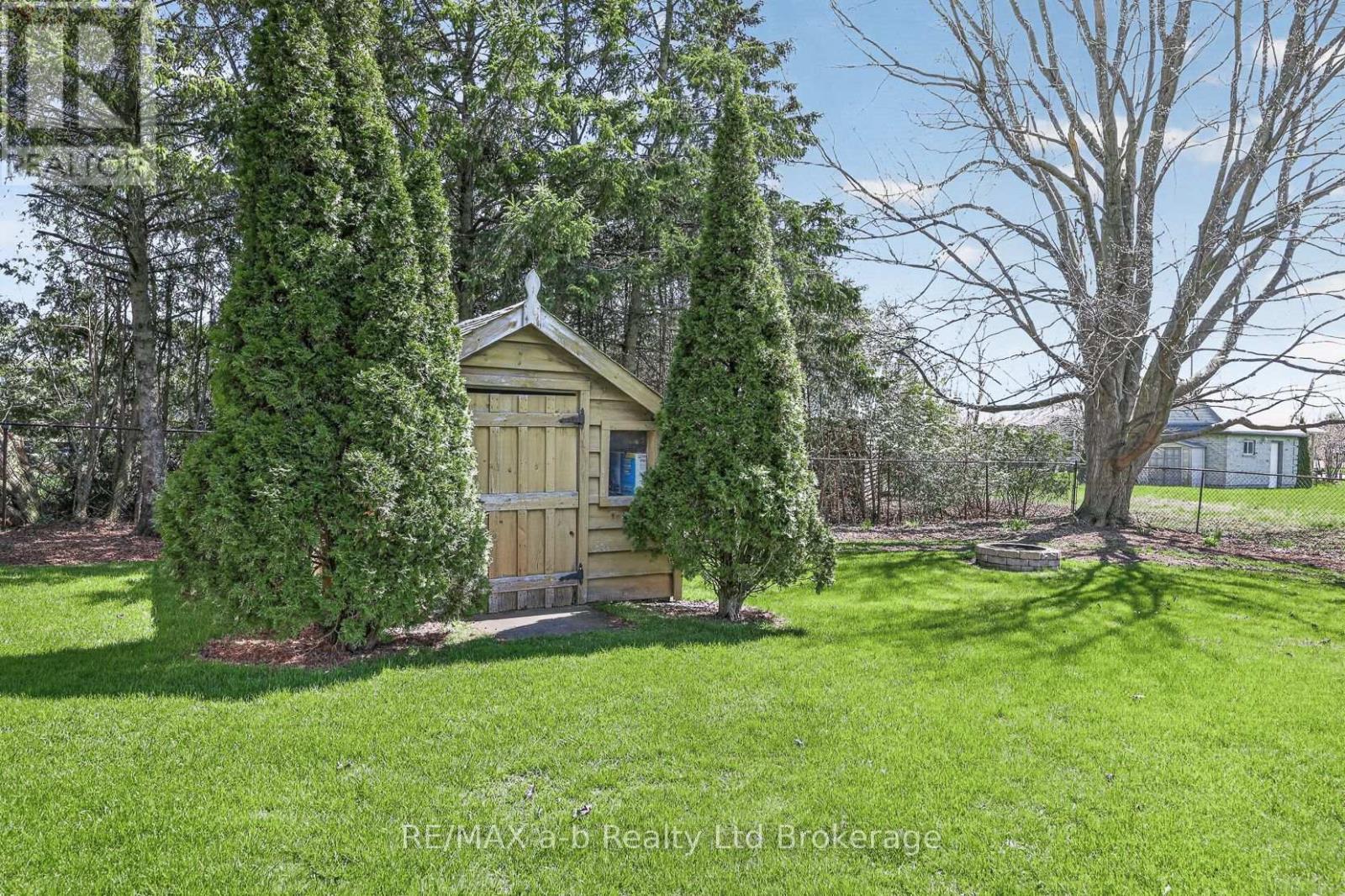 2487 Mossley Drive, Thames Centre, Ontario  N0L 1V0 - Photo 12 - X13053382